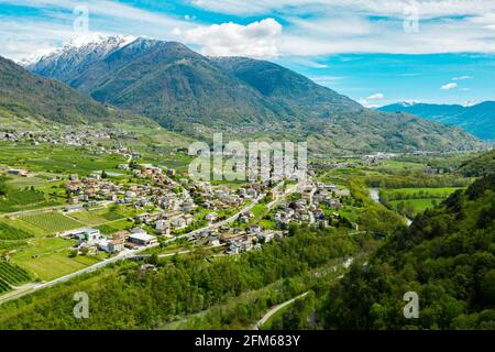 Valtellina (IT), Luftaufnahme des Chiuro-Gebiets Stockfoto