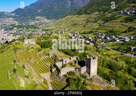 Valtellina (IT), Grumello Weinberge in der Nähe von Sondrio, Luftaufnahme Stockfoto