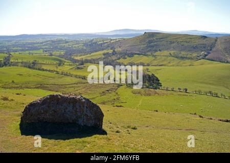 Blick auf Willstone Hill von Caer Caradoc in der Frühlingssonne, Shropshire Stockfoto