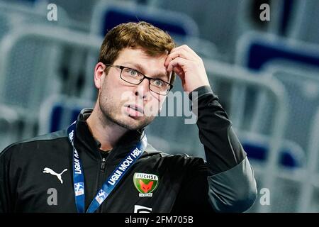 Mannheim, Deutschland. Mai 2021. Handball: Bundesliga, Rhein-Neckar Löwen - Füchse Berlin, Matchday 28, SAP Arena. Der Berliner Coach Jaron Siewert zeigt Gesten. Quelle: Uwe Anspach/dpa/Alamy Live News Stockfoto