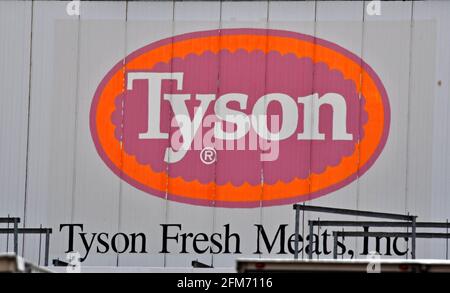 Emporia, KS, USA. Mai 2021. Ansicht einer Tyson-Fleischfabrik in Emporia Kansas, 6. MAI 2021. Kredit: Mark Reinstein/Media Punch/Alamy Live Nachrichten Stockfoto