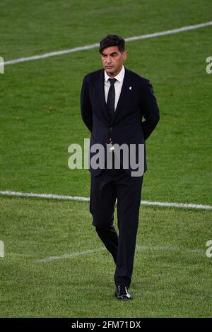 Rom, Italien. Mai 2021. Paulo Fonseca Trainer von AS Roma in Aktion gesehen während des UEFA Europa League Quarter Finals Fußballspiels zwischen AS Roma und Manchester United im Olimpic Stadium in Rom./LiveMedia Kredit: Unabhängige Fotoagentur/Alamy Live News Stockfoto