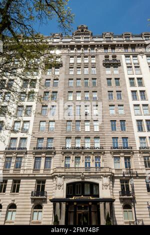 Das Langham ist ein wichtiges historisches Gebäude im 135 Central Park West, New York City, USA Stockfoto