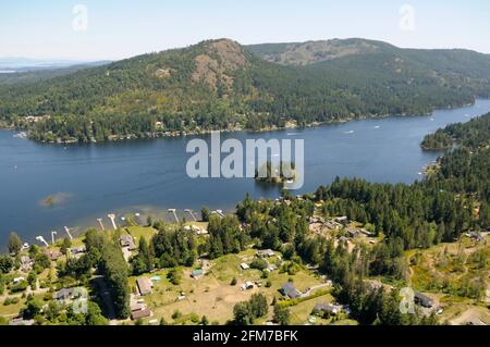 Luftaufnahme des Shawnigan Lake, Vancouver Island, British Columbia, Kanada. Stockfoto