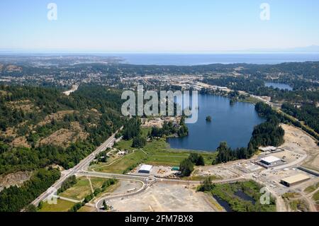 Luftaufnahme von Langford und Langford Lake, Vancouver Island, British Columbia, Kanada. Stockfoto