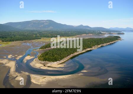 Willy Island, Halalt Island Indian Reserve, Chemainus River Estuary, Chemainus Valley, British Columbia, Kanada. Stockfoto