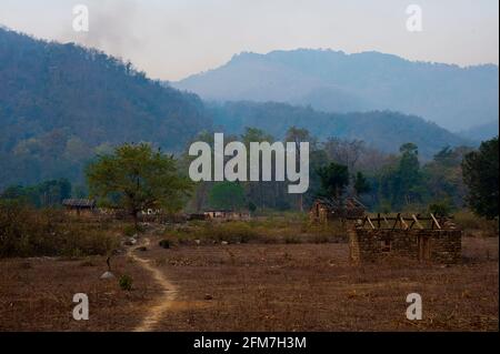 Das abgelegene Dorf Chuka am Ufer des Flusses Sarda, berühmt gemacht durch Jim Corbett in seinem Buch Maneaters of Kumaon, Uttarakhand, Indien Stockfoto