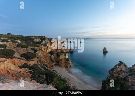 Sonnenaufgang in Lagos, Algarve Stockfoto
