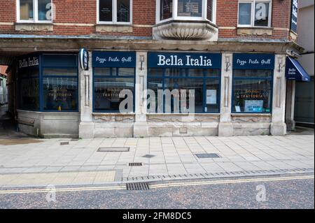 Blick auf das Restaurant Bella Italia in der Red Lion Street Stadtzentrum von Norwich Stockfoto