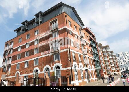 Salthouse Harbour Hotel, umgebautes Lagergebäude, Wet Dock, Ipswich Waterfront, Suffolk, England, Großbritannien Stockfoto