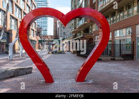 Der Distillery District, einer der berühmtesten Touristenattraktionen in der Altstadt von Toronto, Kanada. In diesen Tagen ist der berühmte Ort leer d Stockfoto