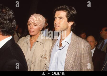 Pierce Brosnan und Cassandra Harris um 1990 Credit: Ralph Dominguez/MediaPunch Stockfoto