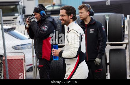 KAGEROD 20210507 Schwedens Prinz Carl Philip während der Qualifikationsrunde des Porsche Carrera Cup auf der Ring Knutstorp Rennstrecke vor Kagerod in Südschweden. Foto Andreas Hillergren / TT kod 10600. Stockfoto