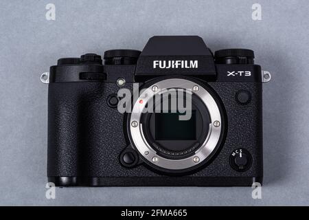 Göteborg, Schweden - Juni 2019: Spiegellose Fujifilm X-T3 Digitalkamera. Stockfoto