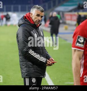 Duisburg, Deutschland. 5. Mai 2021. firo: 05.05.2021 Fuvuball: Fußball: 3. Bundesliga-Saison 2020/21 MSV Duisburg - FC Bayern Mvºnchen München U23 2: 2 Danny Schwarz, FCB-Coach Quelle: dpa/Alamy Live News Stockfoto