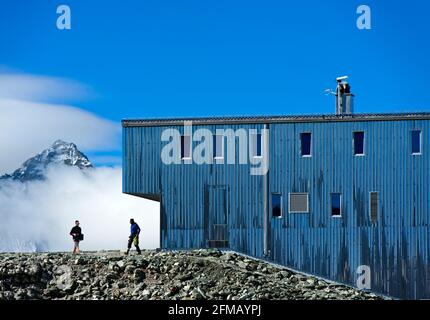 Tracuit Hütte, Cabane de Tracuit, des Schweizer Alpenvereins, Zinal, Val d'Anniviers, Wallis, Schweiz Stockfoto