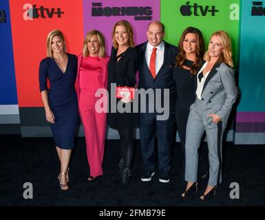 Kate Bolduan, Alisyn Camerota, Christina Romans, Brian Stelter, Robin Meade, Brooke Baldwin kommt zur Morning Show New York Premiere von APPLE TV, die am Montag, den 28. Oktober 2019, im Lincoln Center in New York City stattfand. Foto von Jennifer Graylock-Graylock.com 917-519-7666 Stockfoto