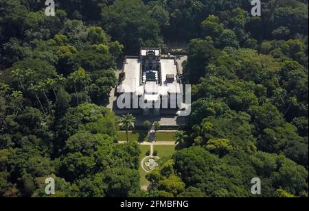 Rio de Janeiro, Brasilien, 5. Mai 2021. Luftaufnahme des Parque Laje im Tijuca Nationalpark. Stockfoto