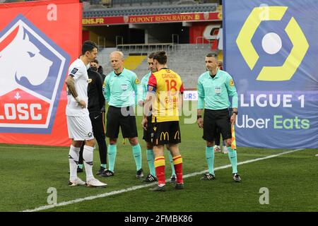 Kapitän Jose FONTE LOSC und Yannick CAHUSAC während des Fußballspiels RC Lens und LOSC in der französischen Meisterschaft Ligue 1 am 7. Mai 2021 im Bollaert-Delelis-Stadion in Lens, Frankreich - Foto Laurent Sanson / LS Medianord / DPPI / LiveMedia Stockfoto