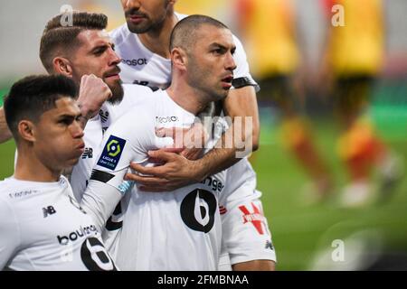 Burak Yilmaz, der türkische Stürmer von Lille, feiert am 7. Mai 2021 ein Tor beim Fußballspiel der französischen Ligue 1 zwischen Lens (RCL) und Lille (LOSC) in Lens, Frankreich. Foto von Julie Sebadelha/ABACAPRESS.COM Stockfoto
