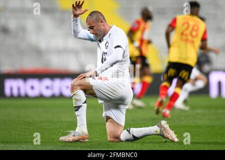 Burak Yilmaz, der türkische Stürmer von Lille, reagiert während des Fußballspiels der französischen Ligue 1 zwischen Lens (RCL) und Lille (LOSC) am 7. Mai 2021 in Lens, Frankreich. Foto von Julie Sebadelha/ABACAPRESS.COM Stockfoto