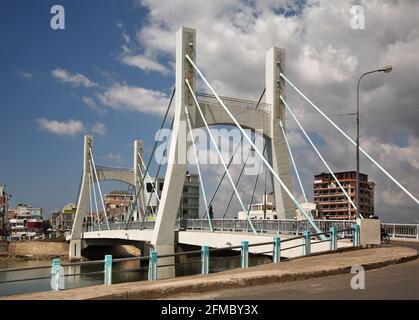 Tran Hung Dao Brücke in Phan Thiet. Vietnam Stockfoto