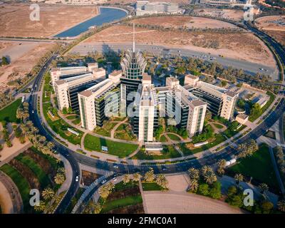 Dubai, Vereinigte Arabische Emirate - 5. Mai 2021: Technologiepark der Dubai Silicon Oasis, Wohngebiet und Freizone in Dubai Emirate Vororte in Vereinigte Arabische Emirate Stockfoto