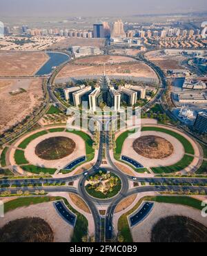 Dubai, Vereinigte Arabische Emirate - 5. Mai 2021: Technologiepark der Dubai Silicon Oasis, Wohngebiet und Freizone in Dubai Emirate Vororte in Vereinigte Arabische Emirate Stockfoto