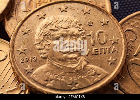 Serie von Makroaufnahmen von Euro-Münzen. Umgekehrt von 10 Cent. Baujahr 2013. Land Griechenland Stockfoto