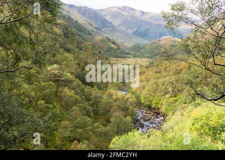 Landschaft in der Steall Gorge in Glen Nevis in der Nähe von Fort William, Highland, Schottland. Stockfoto