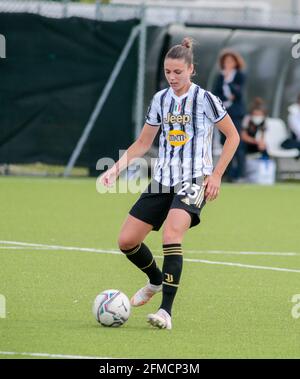 Vinovo, Italien. Mai 2021. Cecilia Salvai (Juventus Women) während der italienischen Frauenmeisterschaft, Serie A Timvision Fußballspiel zwischen Juventus und Neapel am 8. Mai 2021 im Juventus Training Center in Vinovo, Italien - Foto Nderim Kaceli / DPPI / LiveMedia Kredit: Unabhängige Fotoagentur/Alamy Live News Stockfoto