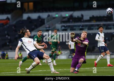 Gareth Bale von Tottenham Hotspur erzielt ein Tor, 1-0 - Tottenham Hotspur gegen Sheffield United, Premier League, Tottenham Hotspur Stadium, London, Großbritannien - 2. Mai 2021 nur für die redaktionelle Verwendung - es gelten die Einschränkungen von DataCo Stockfoto