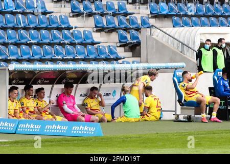 Magdeburg, Deutschland. 8. Mai 2021. firo: 08.05.2021 Fußball, Saison 2020/21 3. Bundesliga: SC Magdeburg - MSV Duisburg Leo Weinkauf, Enttäuschung, enttäuscht, frustriert, nach, The, Defeat, MSV Duisburg, Player Quelle: dpa/Alamy Live News Stockfoto