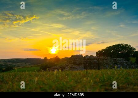 Hadleigh Castle ist eine zerstörte Festung in der englischen Grafschaft Essex, die südlich der Stadt Hadleigh, England, die Themse-Mündung überblickt Stockfoto