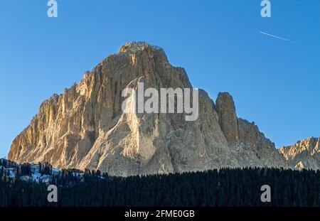 Gröden, Italien - 27. Oktober 2014: Die Dolomiten sind ein Gebirgsmassiv besonderer geologischer Formen in Südtirol im Nordosten Italiens. Bekannt für Skii Stockfoto