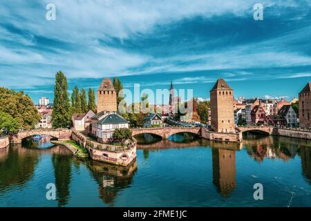 Die drei Brücken der Ponts Couverts in Straßburg, Frankreich. Stockfoto