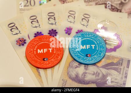 Mainframe-MFT-Token und Tokenisierung über 20 Englisch Pfundnoten Stockfoto