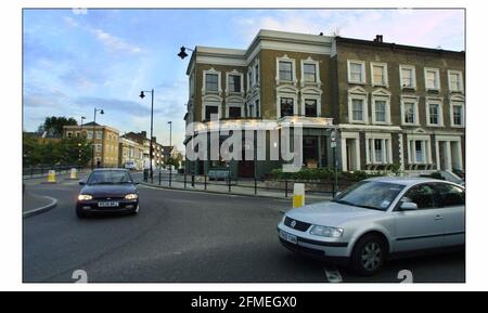 Bio Pub The Crown in Bow Pic David Sandison 14/10/2003 Stockfoto