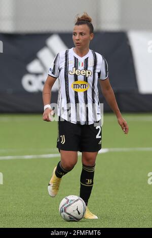 Turin, Italien, 8. Mai 2021. Arianna Caruso von Juventus beim Spiel Serie A Femminile im Juventus Training Center, Turin. Bildnachweis sollte lauten: Jonathan Moscrop / Sportimage Stockfoto