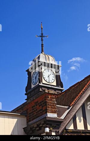 Tha Clock Tower an der Royal Station Wolferton, Sandringham, Norfolk, Großbritannien Stockfoto