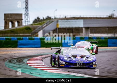 163 Costa Albert (esp), Siedler Norbert (aut), Emil Frey Fracing, Lamborghini Huracan GT3 Evo, Einsatz beim 2. Lauf der Fanatec GT World Challenge Europe 2021 Powered by AWS, vom 6. Bis 9. Mai 2021 auf dem Circuit de Nevers Magny-Cours, Magny-Cours, Frankreich - Photo Clement Luck / DPPI / LiveMedia Stockfoto