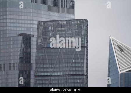 Top of 122 Leadenhall Street, The Cheesegrater, und 52 Lime Street, The Scalpel, Wolkenkratzer in der City of London Stockfoto