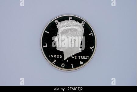 Half Dollar Coin fünfzig Cent isolieren auf weißem Hintergrund. John F. Kennedy Stockfoto