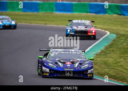 163 Costa Albert (esp), Siedler Norbert (aut), Emil Frey Fracing, Lamborghini Huracan GT3 Evo, Einsatz beim 2. Lauf der Fanatec GT World Challenge Europe 2021 Powered by AWS, vom 6. Bis 9. Mai 2021 auf dem Circuit de Nevers Magny-Cours, Magny-Cours, Frankreich - Photo Clement Luck / DPPI / LiveMedia Stockfoto