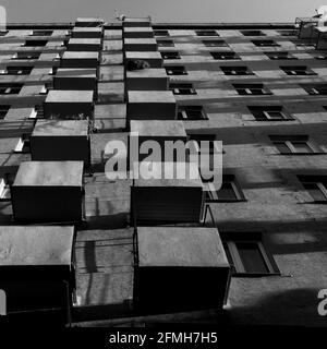 Ein Fragment einer riesigen Wohnung in Krakau - schwarz und Weißes Foto Stockfoto