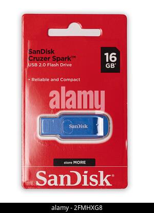 SanDisk Cruzer Spark 16 GB USB 2.0-Flash-Laufwerk ein Ein weißer Hintergrund Stockfoto