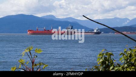 Schiffscontainer Schiffe in False Creek - Vancouver Kanada Stockfoto