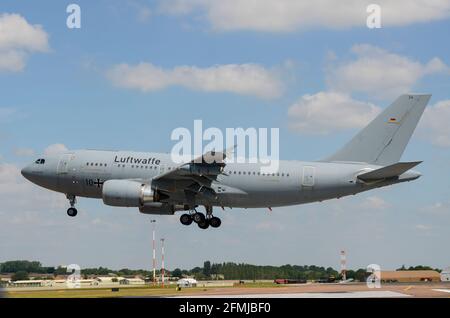 Die Luftwaffe Airbus A310 MRTT 10+24 landete beim Royal International Air Tattoo, RIAT, RAF Fairford, in den Cotswolds, Großbritannien. Benannt Nach Otto Lilienthal Stockfoto