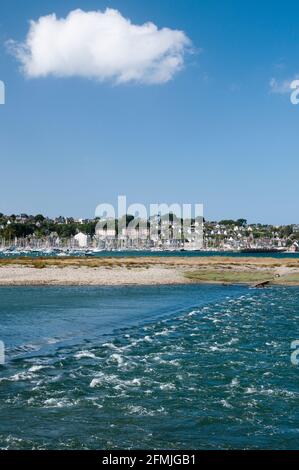 Perros-Guirec Hafen, Cote De Granit Rose, Cotes d'Armor (22), Bretagne, Frankreich Stockfoto