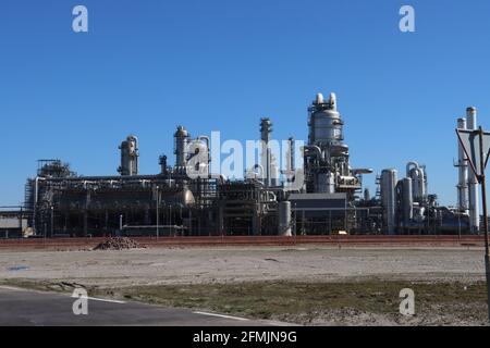 Chemiefabrik im Botlek Hafen im Hafen von Rotterdam Stockfoto